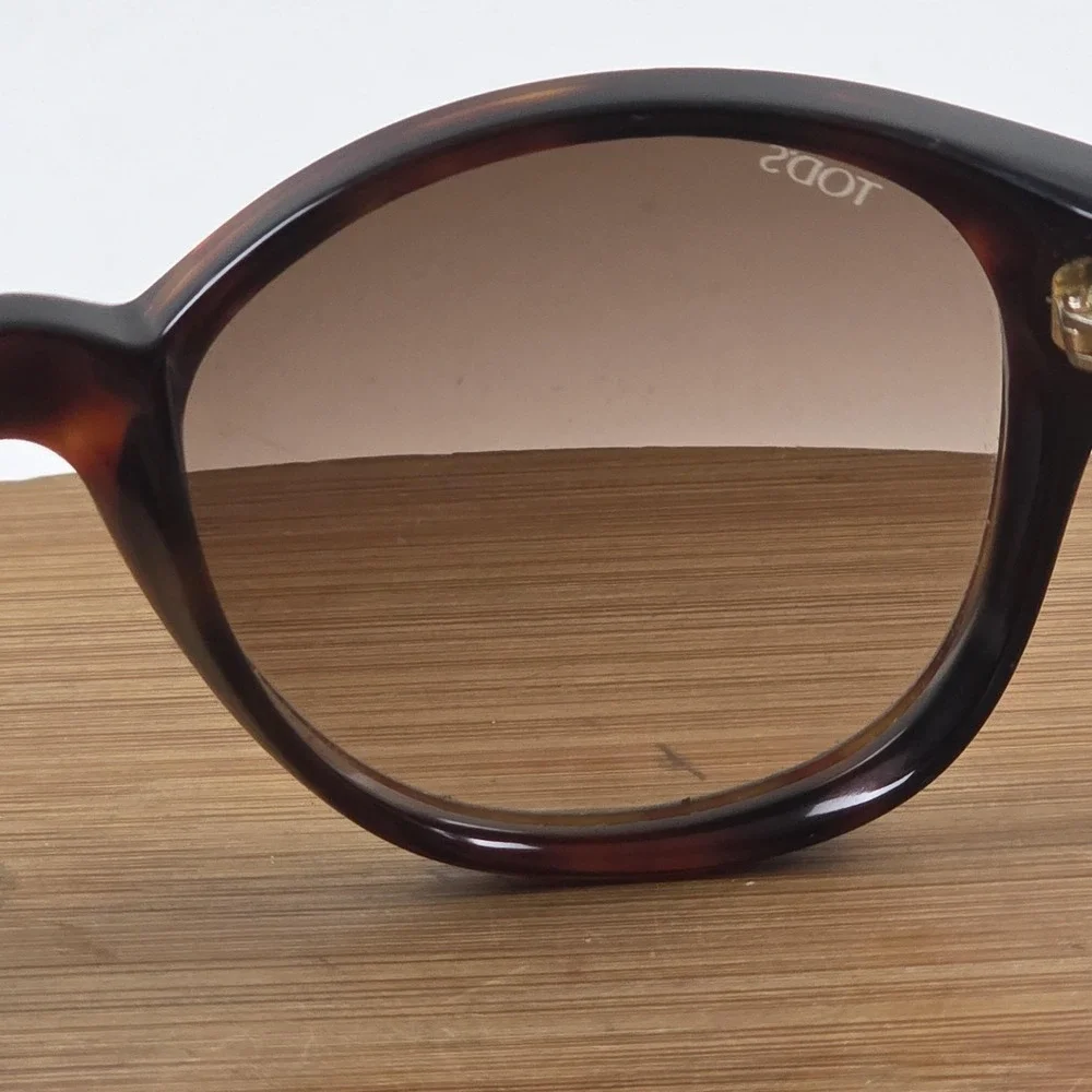 Tod's TO 146 52F Sunglasses Womens 53-18 Brown Tortoise Cat Eye Gradient Italy